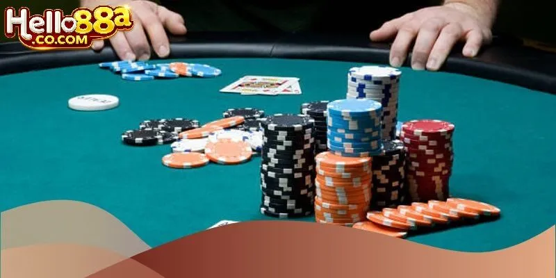 Hướng dẫn chơi Poker Omaha Hello88 cho người mới